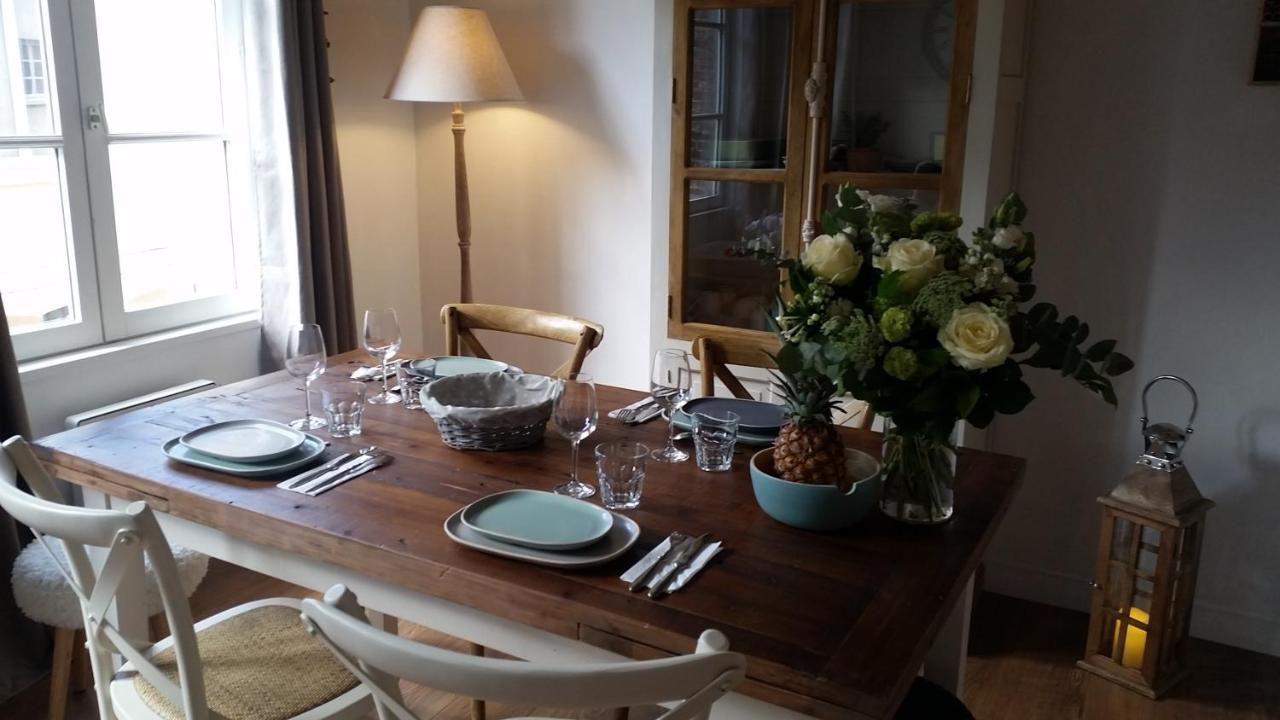 Une Pause Chez Julien, Appartement Lumineux Et Idealement Situe! Honfleur Exterior photo